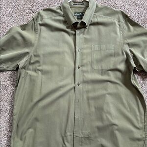 Men's Olive Green Eddie Bauer shirt